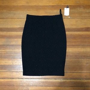 Stretchy pencil skirt